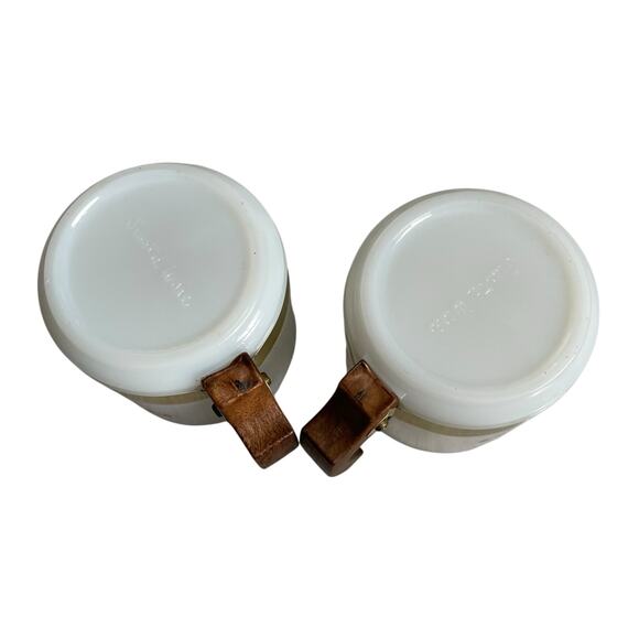 Vintage Siesta Ware Playing Card White Milk Glass Mug Wood Handle MCM Hearts - Picture 11 of 12